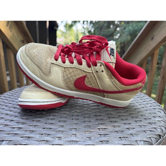 Men's Nike Dunk Low Retro SE "Strawberry Waffle" (HJ9100-294) Size 8 - Picture 1 of 8